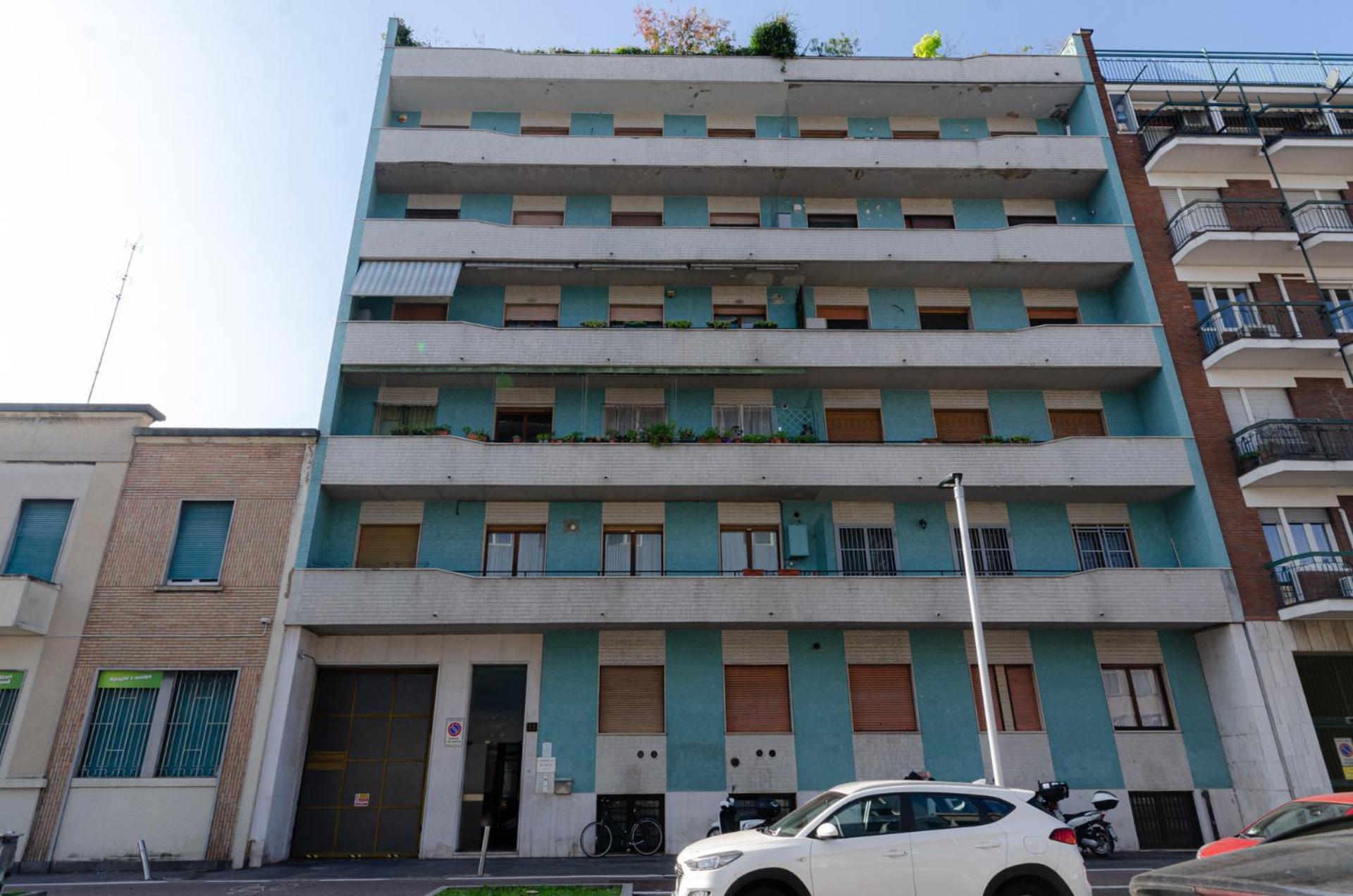 Vivimihome - Crespi House A 3 Minuti Dalla Metro Milano Exterior foto